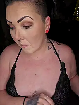 Snapshot of -BonnieBlack- chatting on February 2025 08:20:02 PM -BonnieBlack- online show from February 2025 08:20:02 PM