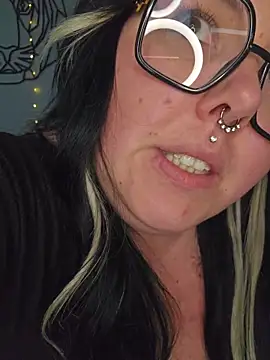 Snapshot of -BonnieBlack- chatting on February 2026 08:07:02 AM -BonnieBlack- online show from February 2026 08:07:02 AM