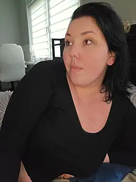 -BonnieBlack- online show from May 2026 06:52:01 AM
