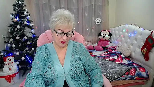 Snapshot of KayleSmoll chatting on January 2025 01:12:02 AM KayleSmoll online show from January 2025 01:12:02 AM