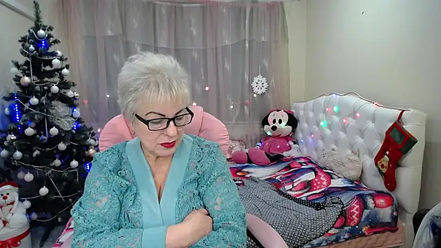 Snapshot of KayleSmoll chatting on January 2025 04:17:02 AM KayleSmoll online show from January 2025 04:17:02 AM