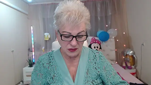 Snapshot of KayleSmoll chatting on September 2025 06:24:01 PM KayleSmoll online show from September 2025 06:24:01 PM