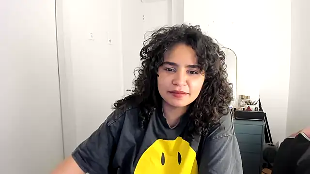 Snapshot of cinnamon_rosa chatting on December 2024 01:14:01 AM cinnamon rosa online show from December 2024 01:14:01 AM