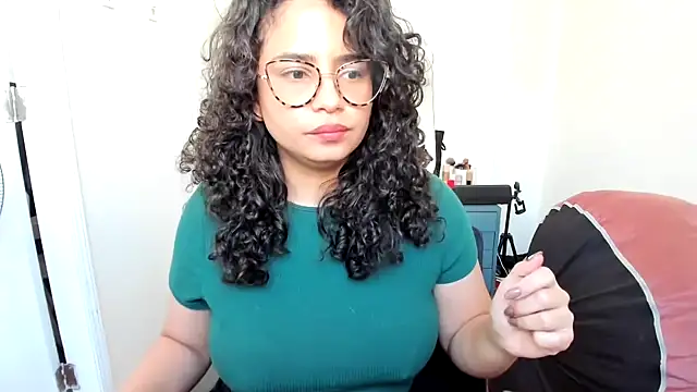 Snapshot of cinnamon_rosa chatting on February 2025 09:26:02 PM cinnamon rosa online show from February 2025 09:26:02 PM