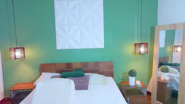 Shamiraa moore online show from November 2025 08:11:01 PM