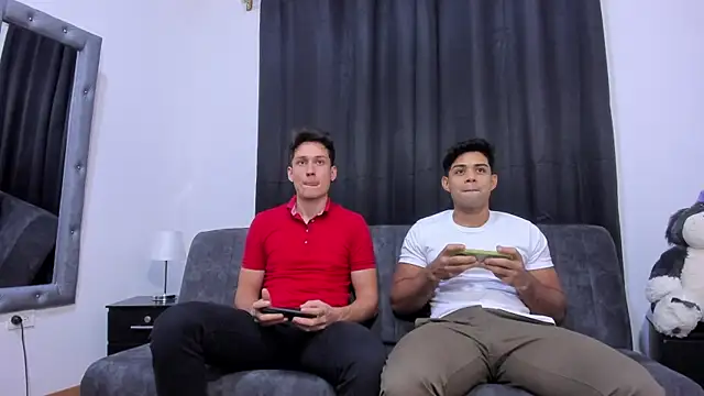 Snapshot of Luciano_and_Marlon chatting on October 2025 06:42:01 PM Luciano and Marlon online show from October 2025 06:42:01 PM