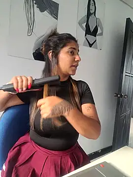 Sofythom1 online show from October 2025 09:37:01 PM