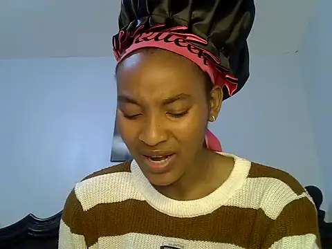 cute-alexis online show from May 2026 12:55:02 PM