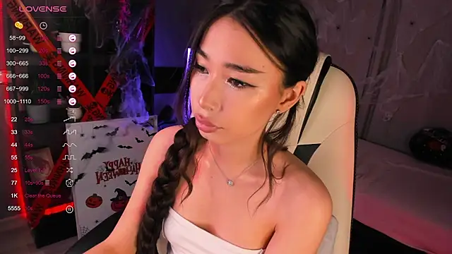 Snapshot of sensualily chatting on October 2025 01:36:03 PM sensualily online show from October 2025 01:36:03 PM