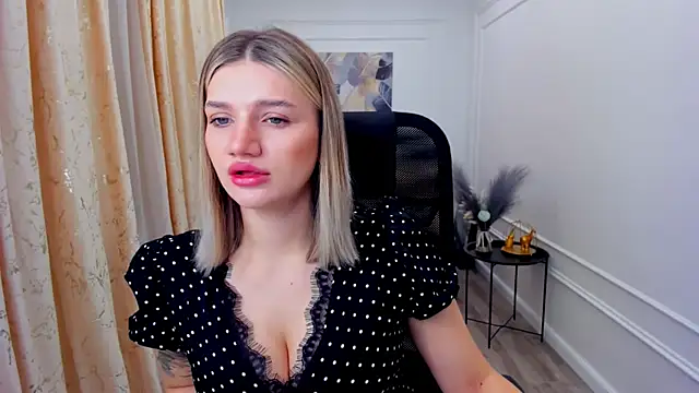 SelenaeMoore online show from June 2026 03:51:02 AM