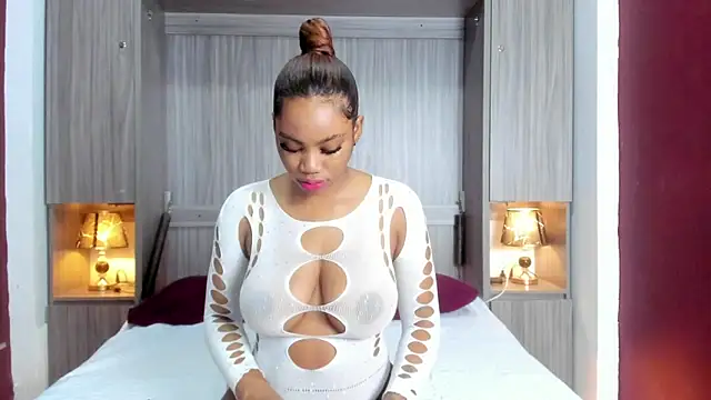 KendallRosse1 online show from March 2025 11:52:01 AM