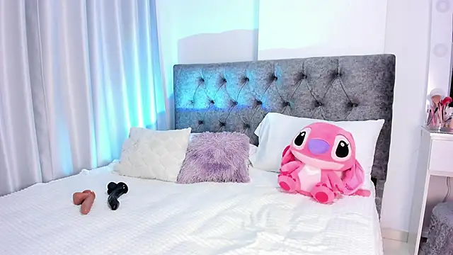 Snapshot of abbyfoxx_ chatting on February 2025 10:42:02 PM abbyfoxx online show from February 2025 10:42:02 PM