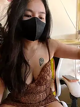 Snapshot of lyna_bl chatting on March 2025 08:08:01 AM lyna bl online show from March 2025 08:08:01 AM