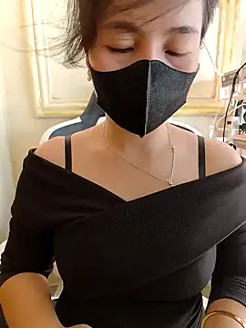 Snapshot of lyna_bl chatting on March 2025 04:35:02 AM lyna bl online show from March 2025 04:35:02 AM