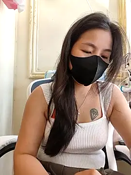 Snapshot of lyna_bl chatting on March 2025 05:17:02 AM lyna bl online show from March 2025 05:17:02 AM