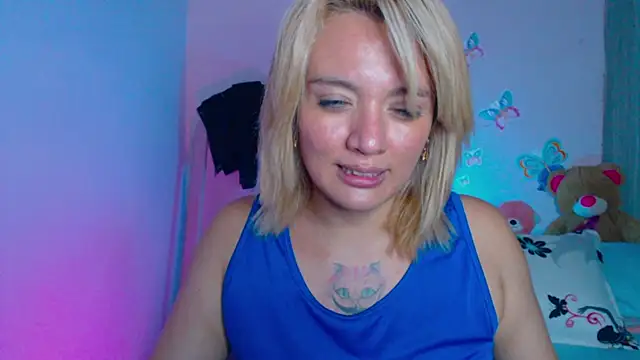Snapshot of kitten_sweet chatting on February 2025 05:15:02 AM kitten sweet online show from February 2025 05:15:02 AM