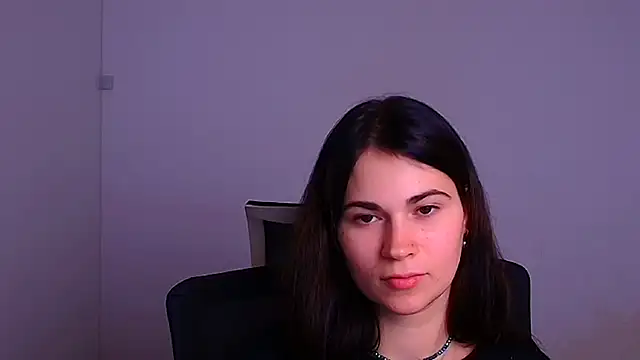 Loon Amore online show from December 2024 11:01:01 PM