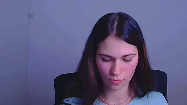 Loon Amore online show from December 2024 10:31:01 PM