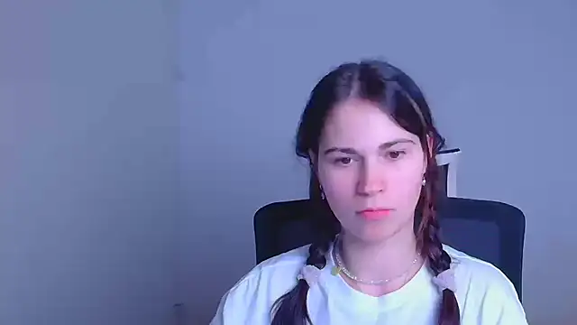 Loon Amore online show from January 2025 11:04:01 PM