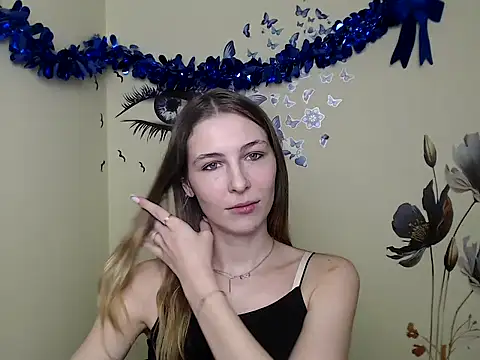 StrangerGi online show from January 2025 04:00:02 PM