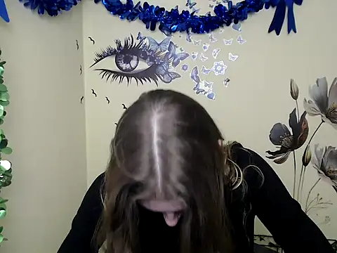 StrangerGi online show from February 2025 01:06:01 PM