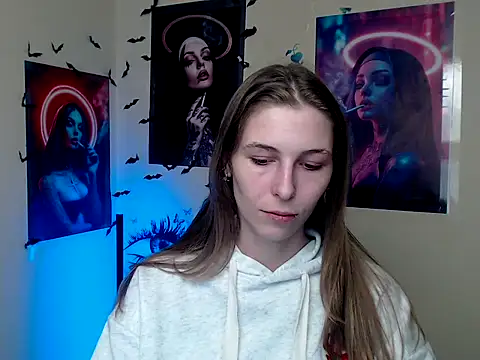 StrangerGi online show from October 2025 01:01:02 PM