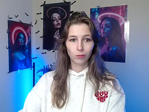 StrangerGi online show from November 2025 01:11:01 PM