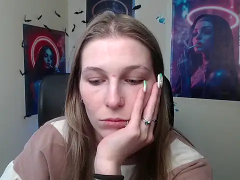 StrangerGi online show from May 2026 04:04:02 PM