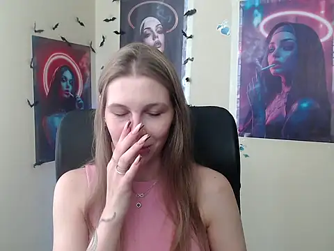 StrangerGi online show from May 2026 11:29:02 AM