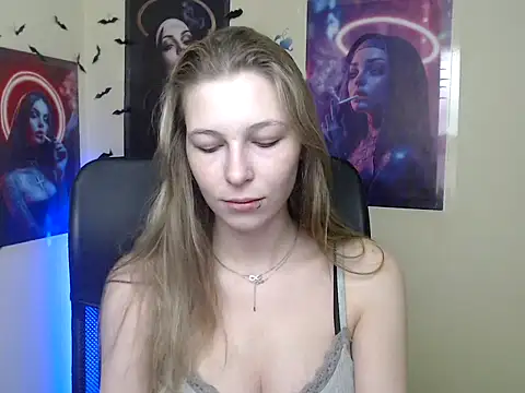 StrangerGi online show from May 2026 06:09:02 AM