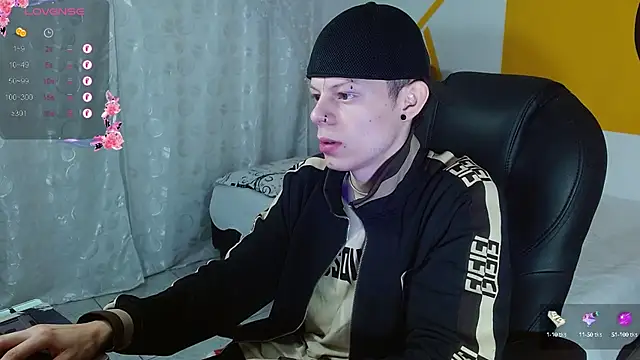 Matthew Boy  online show from January 2025 05:04:02 AM