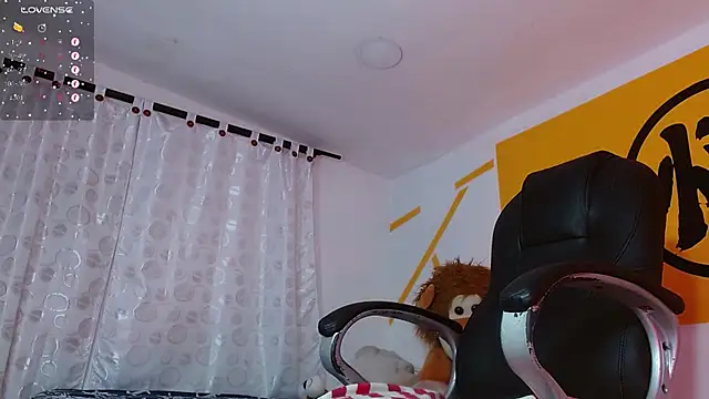 Matthew Boy  online show from February 2025 08:43:01 AM