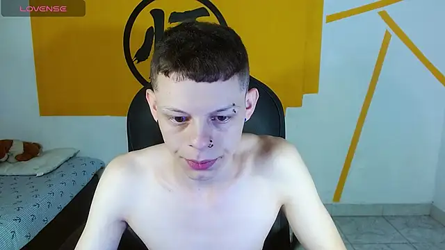 Matthew Boy  online show from February 2025 06:12:02 AM