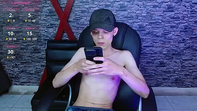 Matthew Boy  online show from March 2025 08:56:01 PM