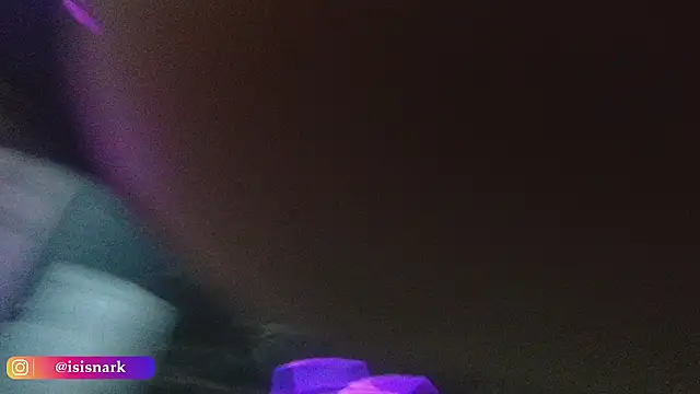 Snapshot of Isis69_ chatting on December 2024 07:07:02 PM Isis69 online show from December 2024 07:07:02 PM