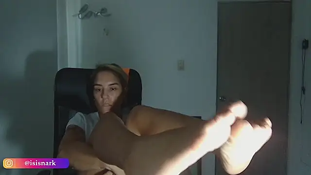 Snapshot of Isis69_ chatting on January 2025 04:19:01 PM Isis69 online show from January 2025 04:19:01 PM