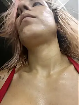 Snapshot of Isis69_ chatting on February 2025 03:08:01 PM Isis69 online show from February 2025 03:08:01 PM