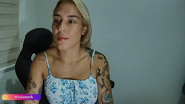 Snapshot of Isis69_ chatting on October 2025 02:35:01 AM Isis69 online show from October 2025 02:35:01 AM