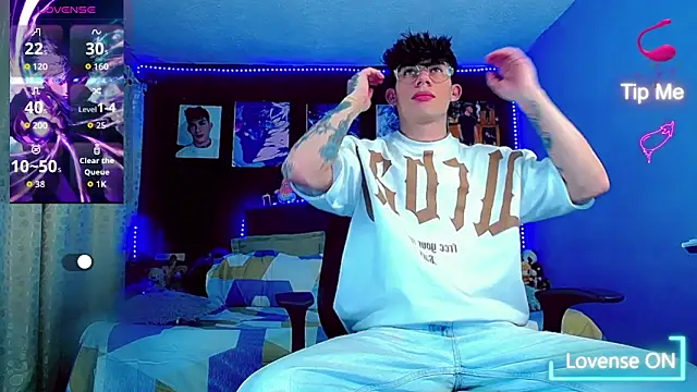 thiagomurphyy online show from November 2025 02:22:01 AM