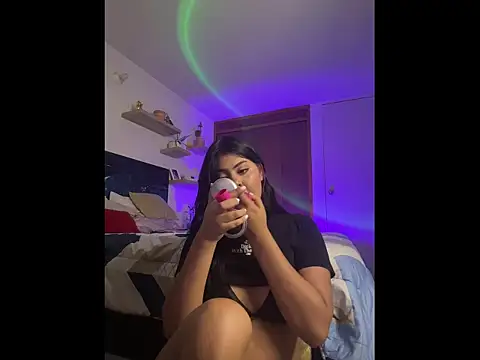 Snapshot of SusyAlvarez chatting on October 2025 01:09:01 AM SusyAlvarez online show from October 2025 01:09:01 AM