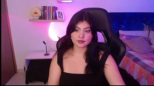 Snapshot of SusyAlvarez chatting on November 2025 01:16:01 AM SusyAlvarez online show from November 2025 01:16:01 AM