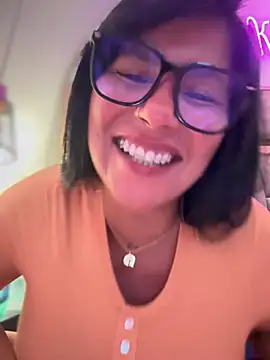 Snapshot of Saorii_kiido chatting on February 2025 04:18:02 AM Saorii kiido online show from February 2025 04:18:02 AM