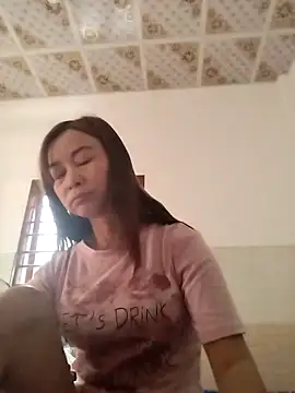 Sexy-ladyboobs20 online show from March 2025 06:08:01 AM