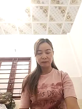 Sexy-ladyboobs20 online show from March 2025 12:37:02 AM