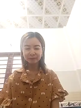 Sexy-ladyboobs20 online show from September 2025 12:56:02 AM