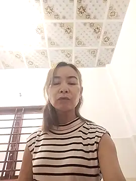 Sexy-ladyboobs20 online show from October 2025 01:03:01 AM