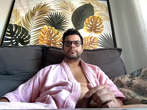 HornyBeachBoyBR online show from June 2026 01:14:01 PM