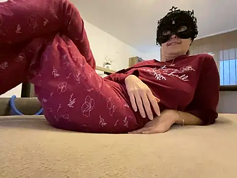 Marilou1983 online show from January 2025 07:49:01 AM