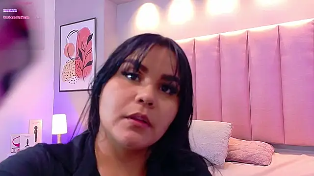 Snapshot of KeilyRoss chatting on November 2025 08:00:01 PM KeilyRoss online show from November 2025 08:00:01 PM