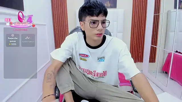 Noha scott online show from April 2026 05:51:01 PM